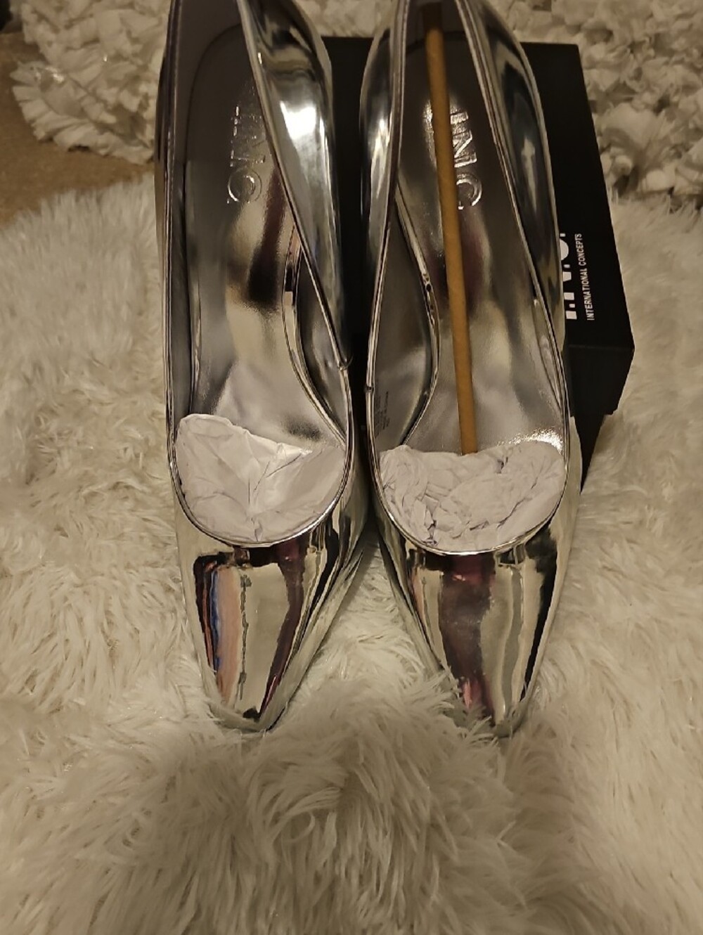 INC International Concepts Metallic Silver Pointed Toe Pumps - Picture 2 of 9